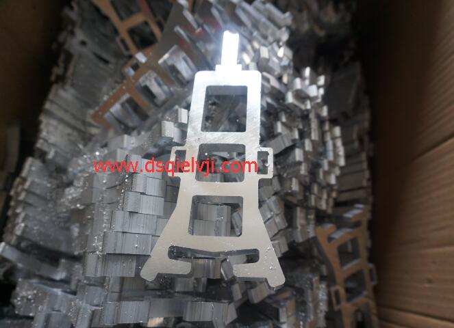 【無錫】切割光潔面好看的鄧氏切鋁機，客戶搬遷廠房也不忘新增